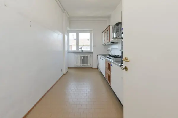 Quadrilocale via Buenos Aires, Torino