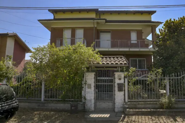 Villa Bifamiliare via Settimo 80, Leinì
