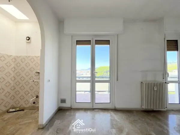 Bilocale viale Riviera 22, Pietra Ligure