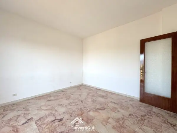 Bilocale viale Riviera 22, Pietra Ligure
