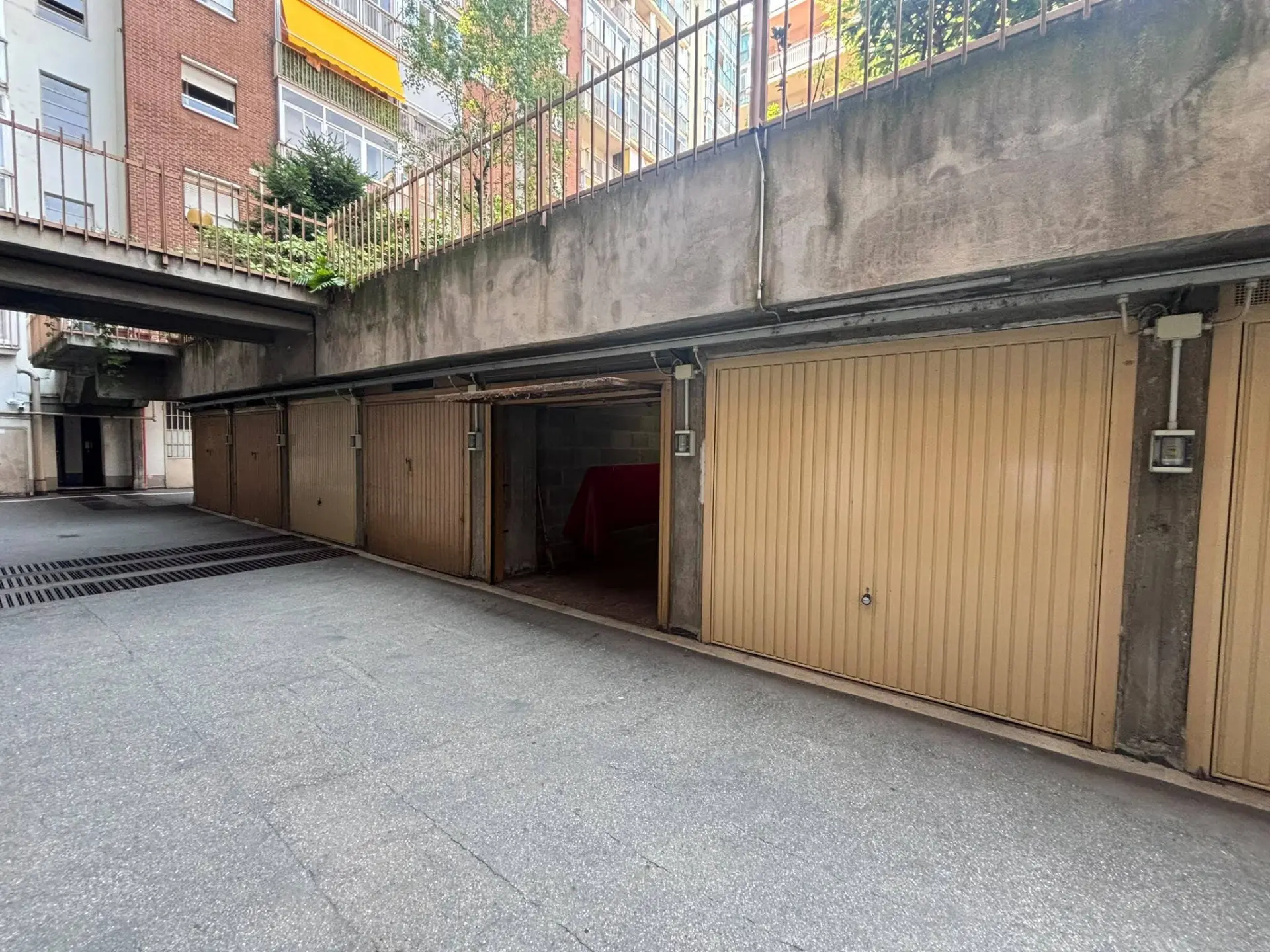 Immagine per Garage in vendita a Torino via Albenga 22