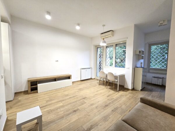 Immagine per Monolocale in affitto a Roma via Antonio Conti 19