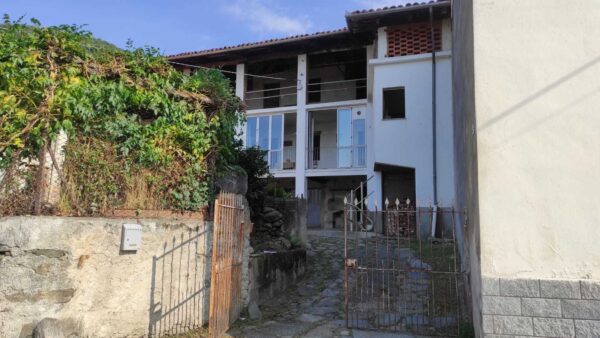 Terratetto via Della Villa 10, Loranzè