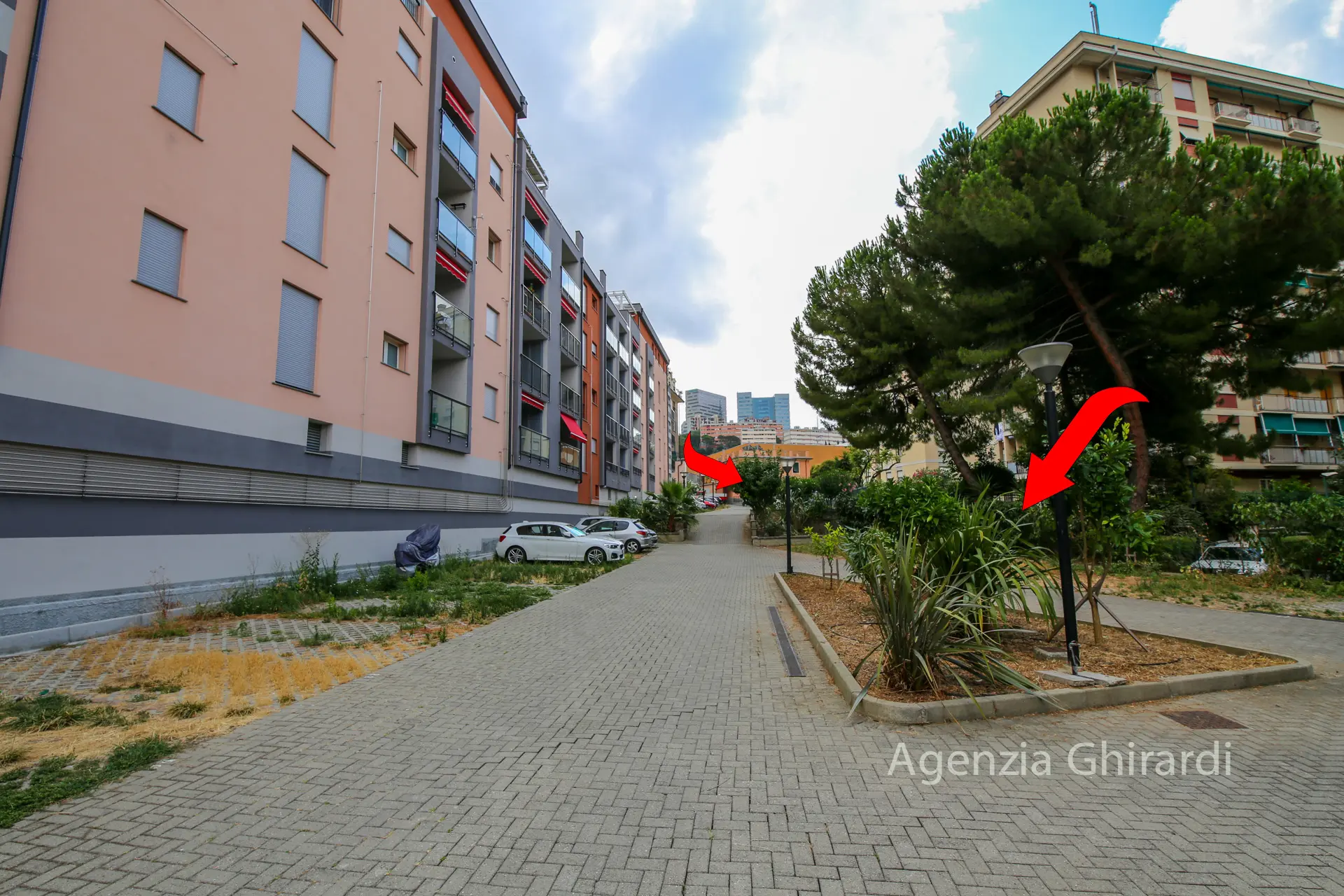 Immagine per Posto Auto in affitto a Genova via Pier Domenico Da Bissone 36R
