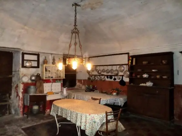 Casale via Roma 1, Levone