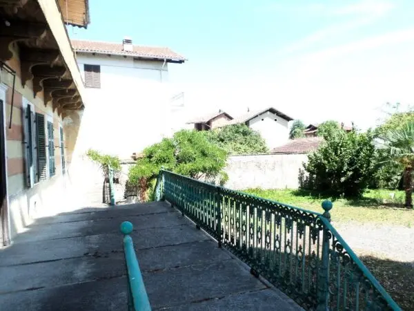 Casale via Roma 1, Levone