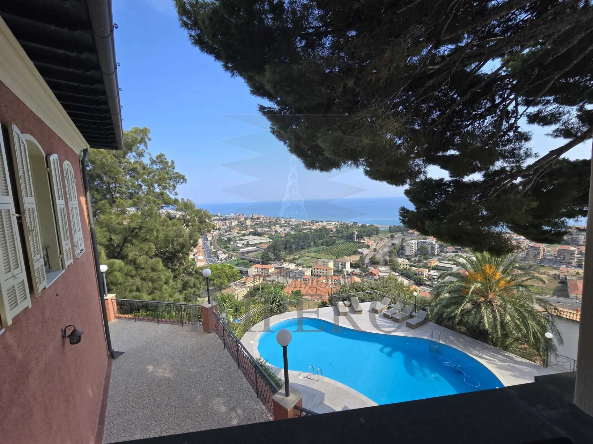 Immagine per Villa in vendita a Ventimiglia via Collasgarba 111
