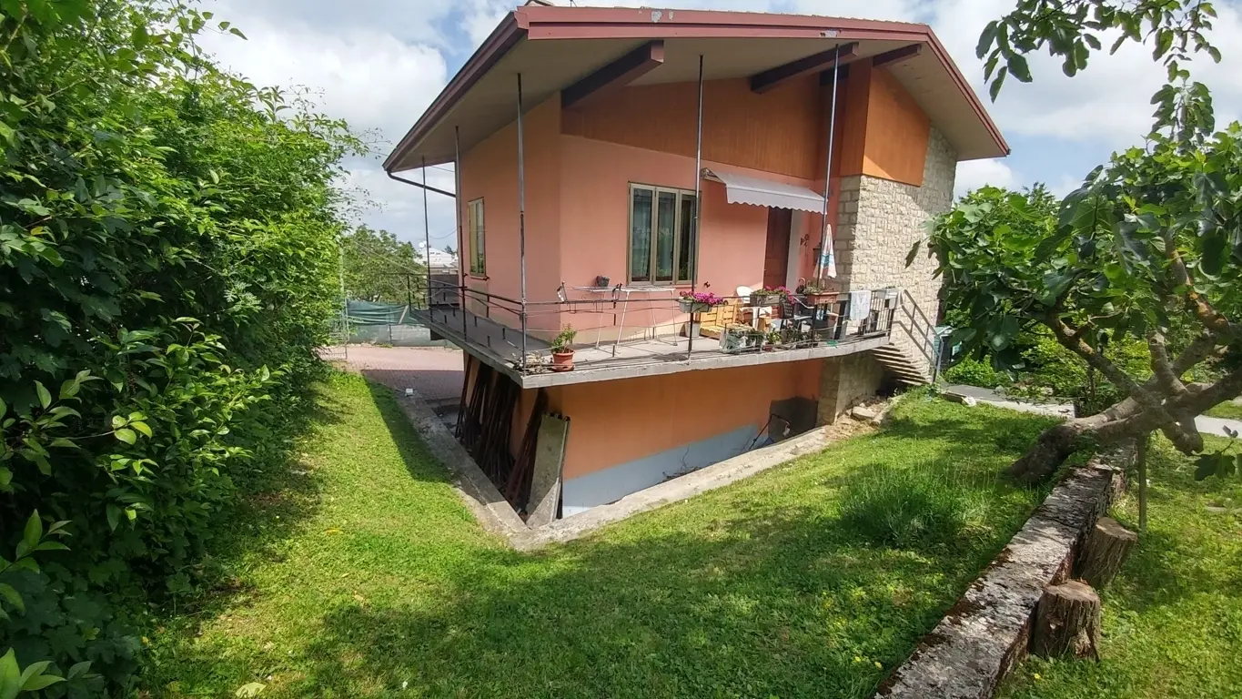 Immagine per Villa bifamiliare in vendita a Zocca via Mauro Tesi 1794