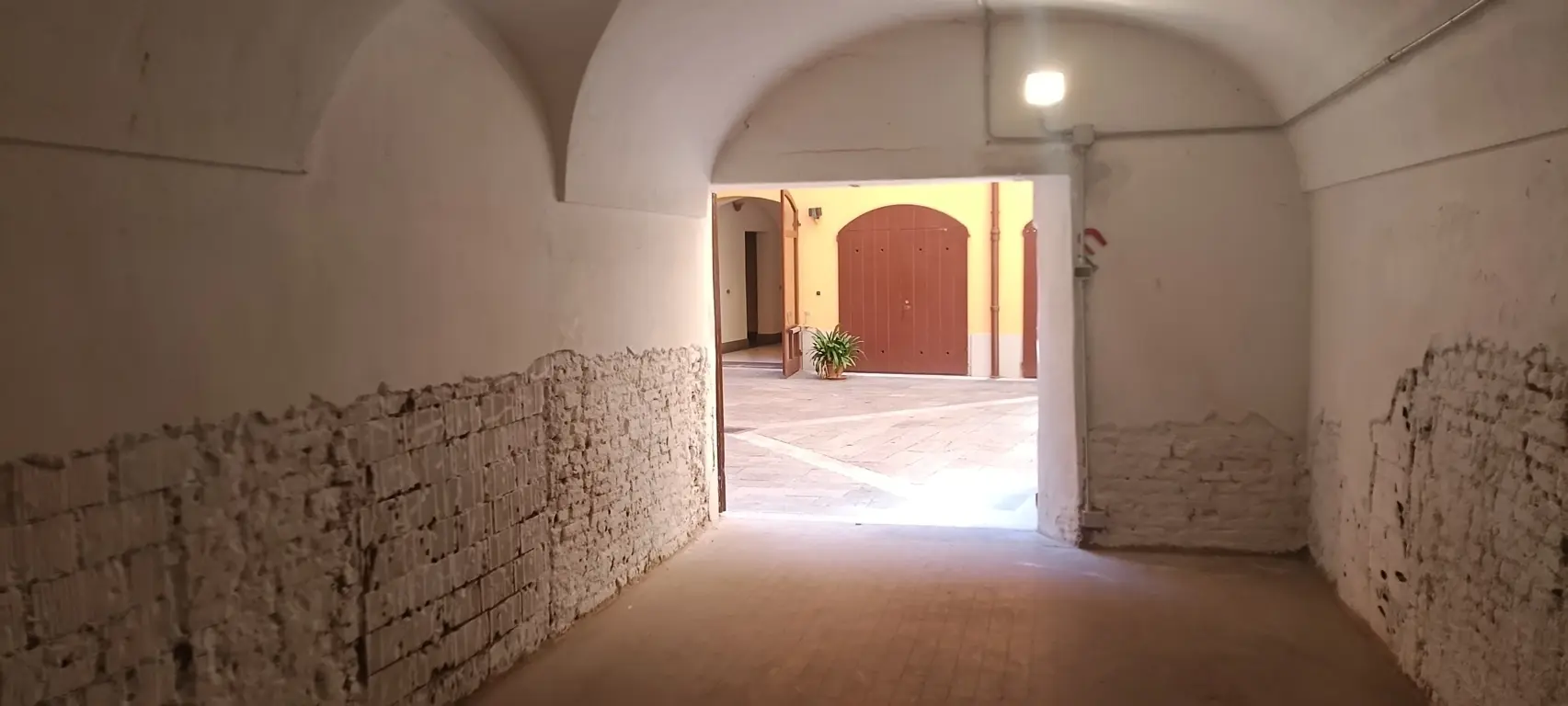 Immagine per Garage in vendita a Modena via Dei Balugola 14