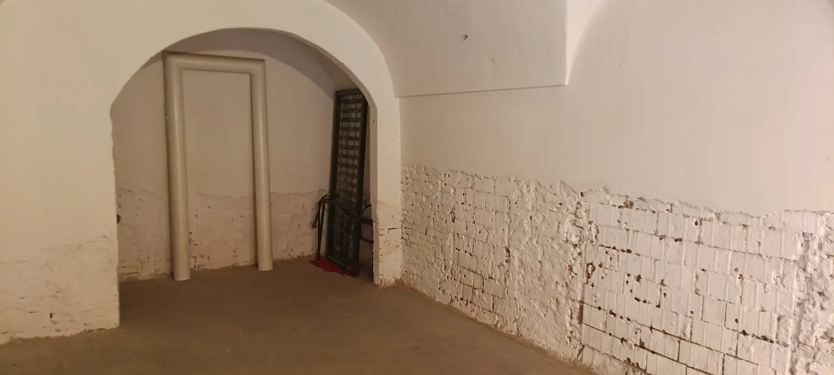 Immagine per Garage in vendita a Modena via Dei Balugola 14