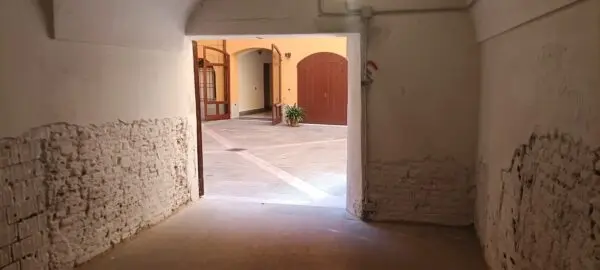 Garage via Dei Balugola 14, Modena