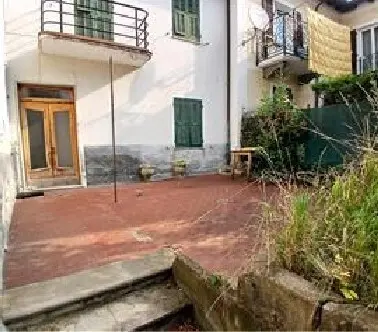 Appartamento via Al Castello 12, Calizzano