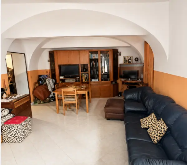 Appartamento 10, Ventimiglia