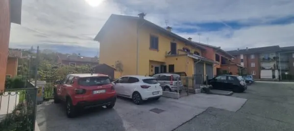 Villa Trifamiliare via Bertolino 61, Mondovì