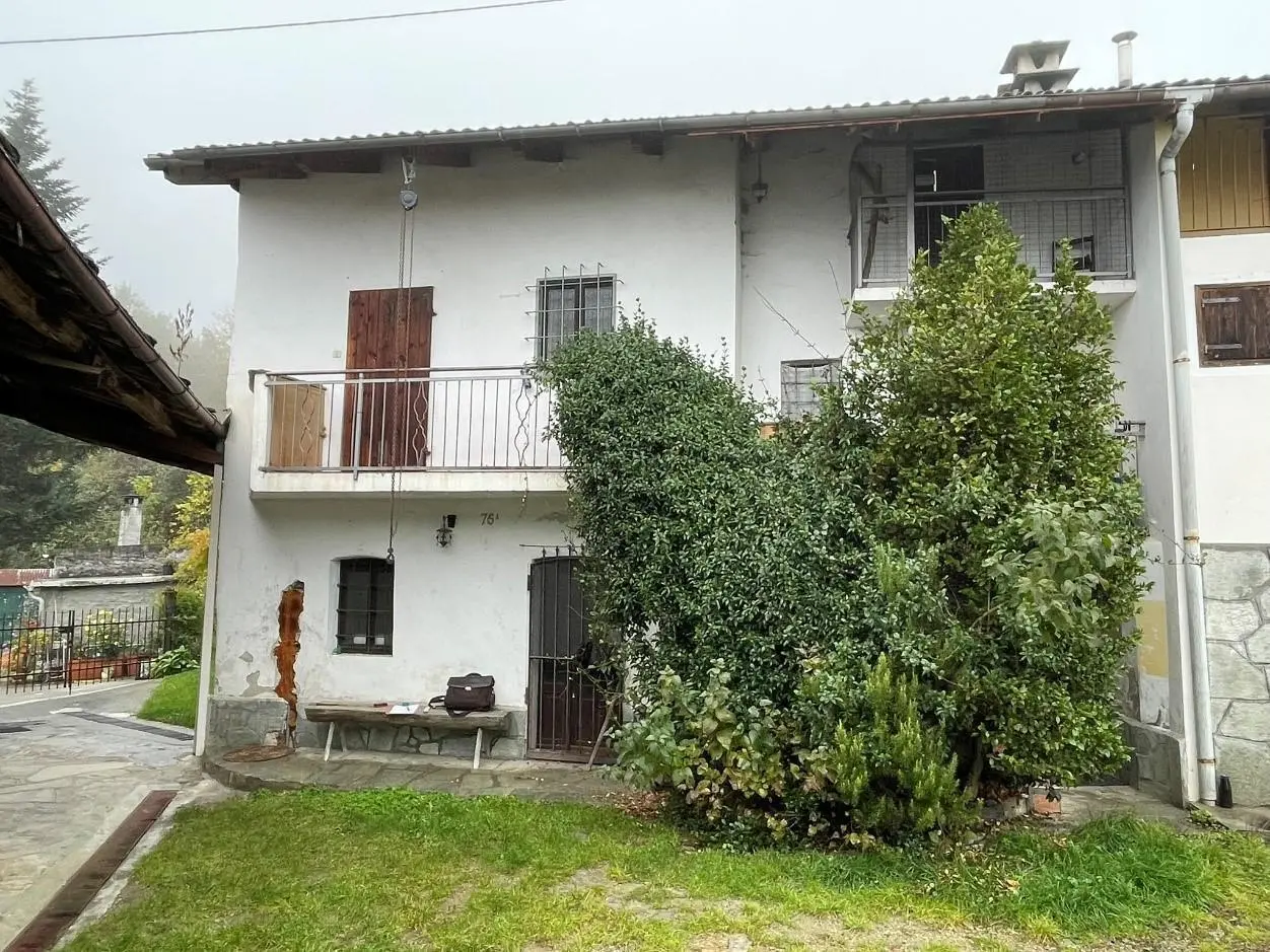 Immagine per Porzione di casa in asta a Barge via Beltramone 17