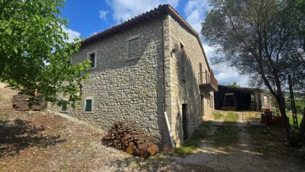 Casale via Vocabolo Poggio Del Pianello 9, Baschi