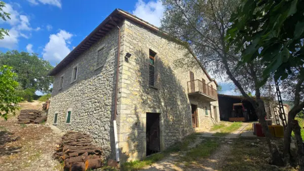 Casale via Vocabolo Poggio Del Pianello 9, Baschi