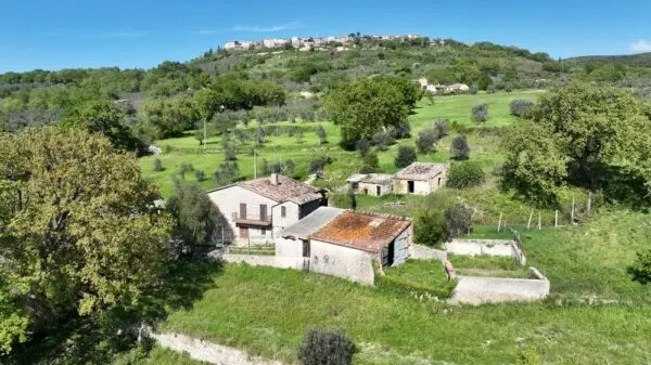 Casale via Vocabolo Poggio Del Pianello 9, Baschi