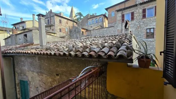 Appartamento via Del Forno 6, Todi