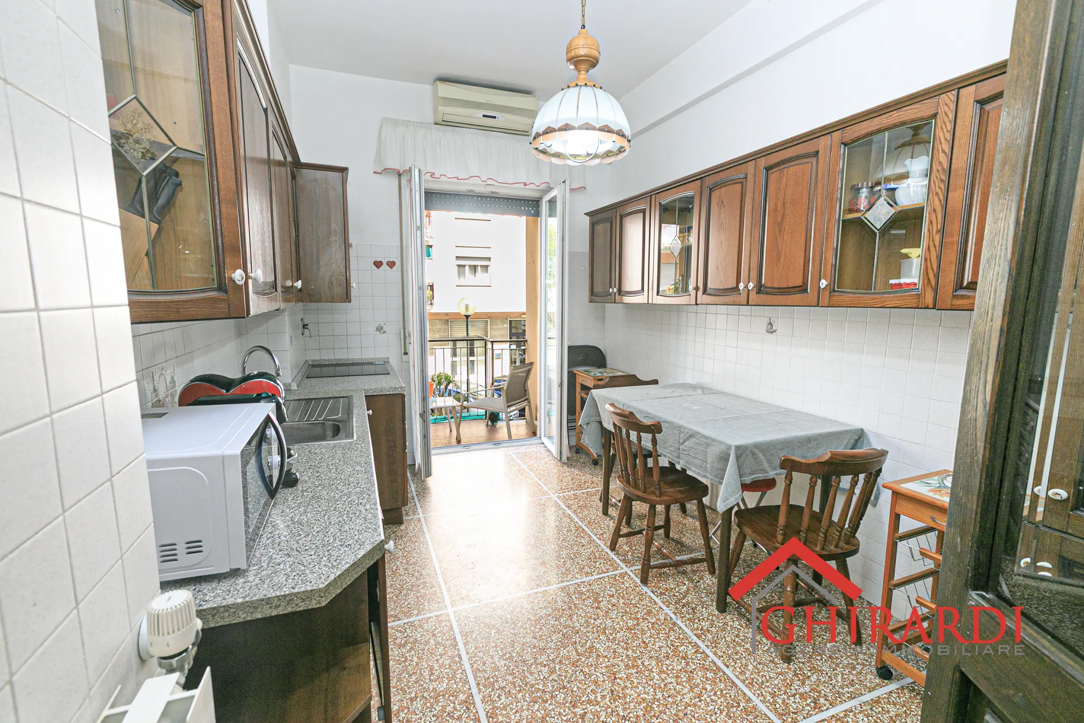 Immagine per Bilocale in affitto a Genova via Borzoli 15C