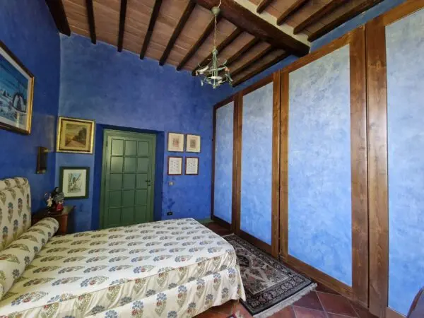 Villa strada Di Collevaglione, Narni