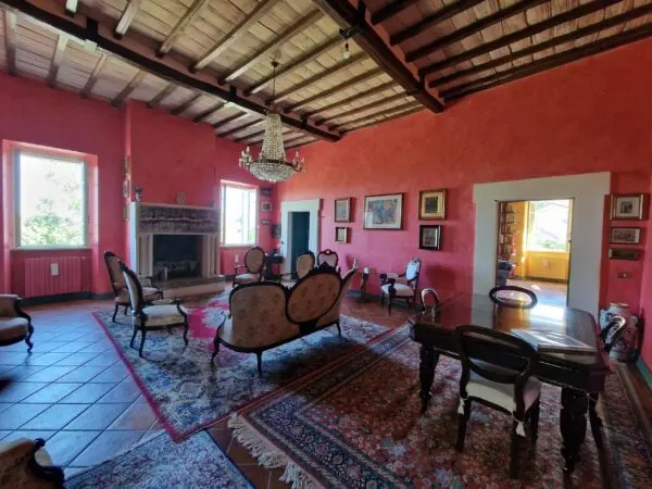 Villa strada Di Collevaglione, Narni