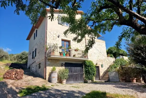 Villa Bifamiliare via Delle Primule 26, Montecchio