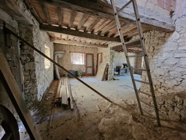 Casale via Civitella Del Lago, Baschi