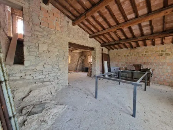 Casale via Civitella Del Lago, Baschi