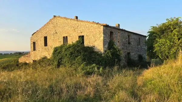 Casale strada Provinciale 92, Baschi