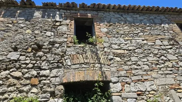 Casale strada Provinciale 92, Baschi
