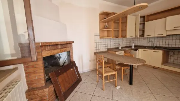Porzione Di Casa via San Francesco, Lugnano In Teverina