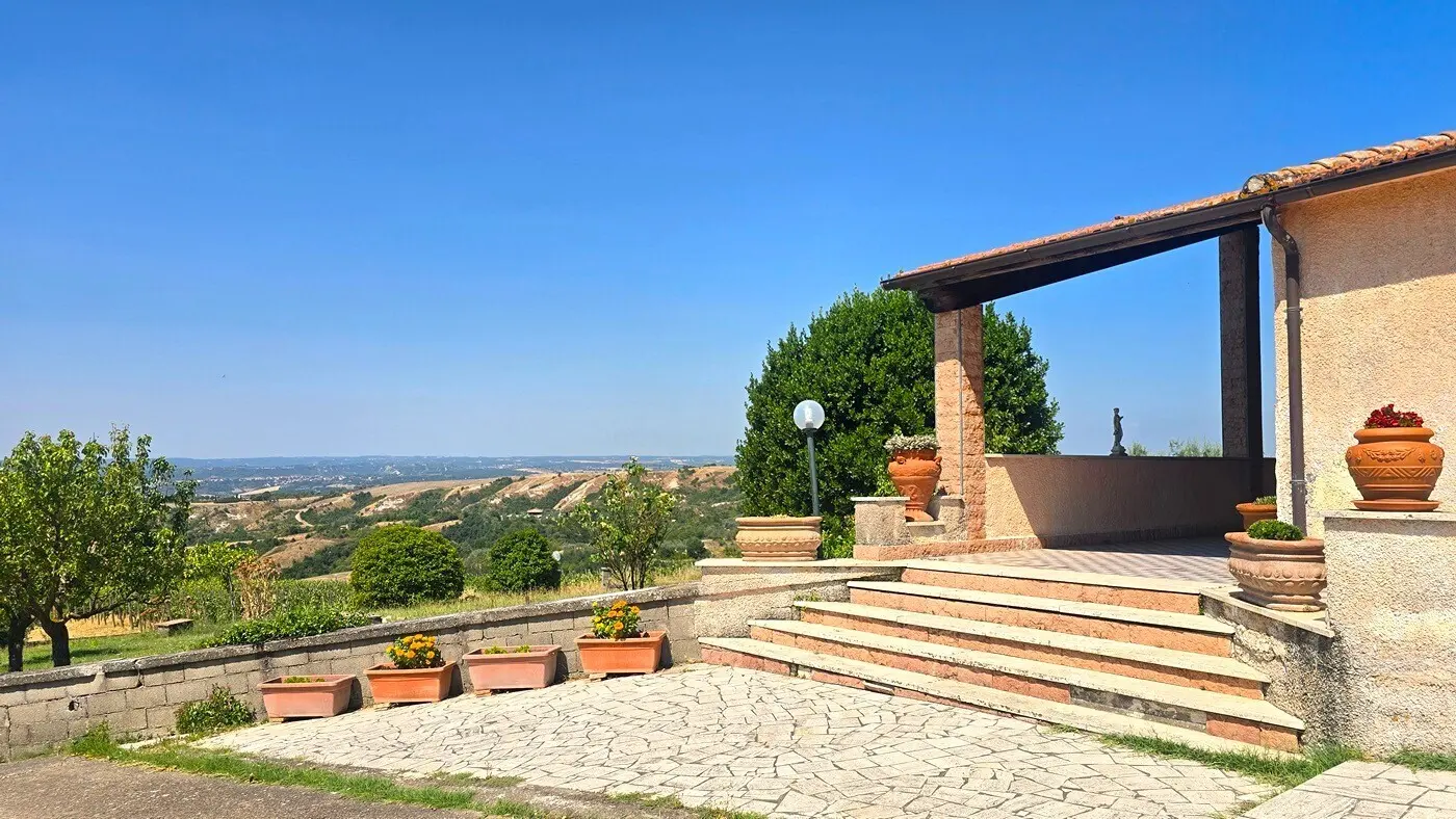 Immagine per Casale in vendita a Montecchio via Selvarella 2-6