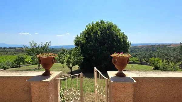 Casale via Selvarella 2-6, Montecchio