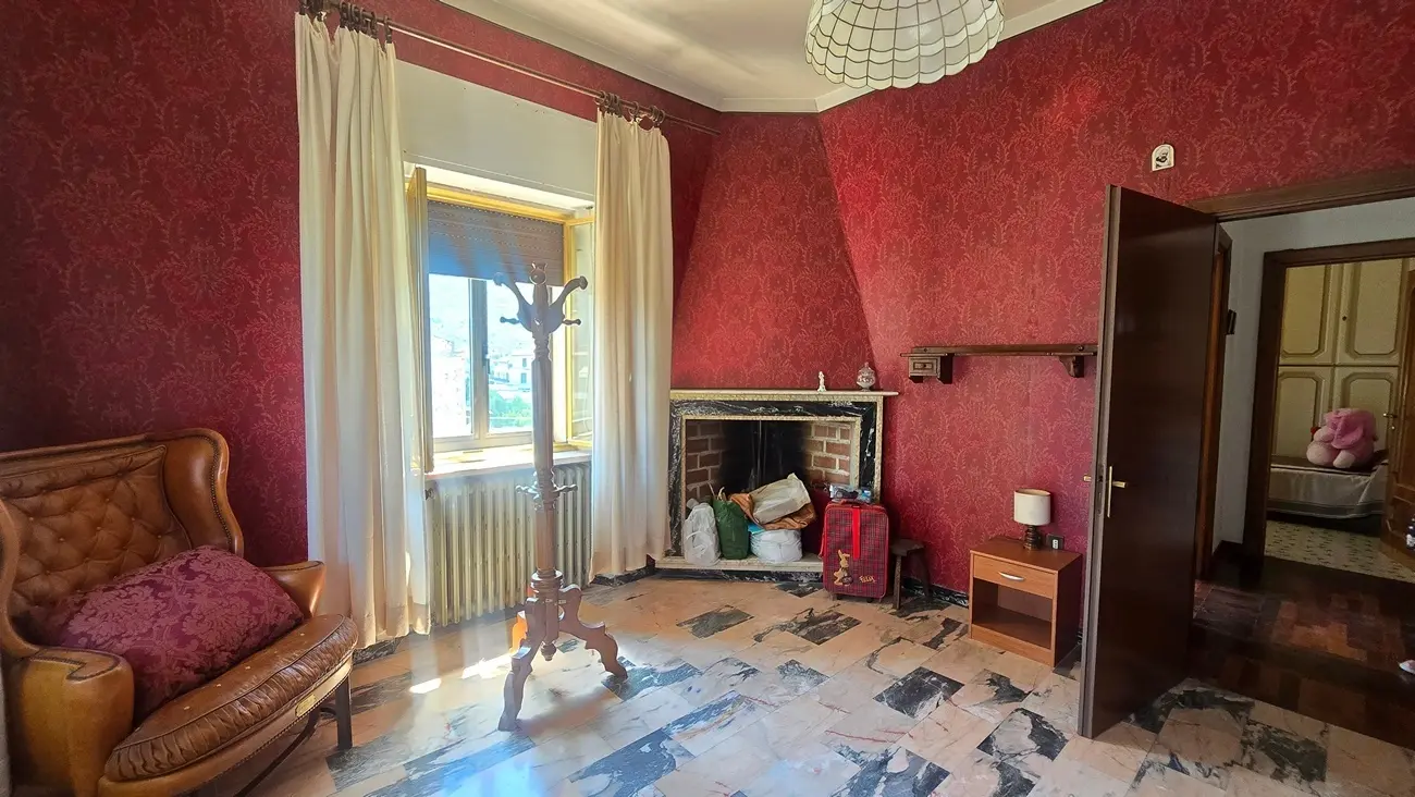 Immagine per Palazzo - Stabile in vendita a Guardea via Vittorio Emanuele 121