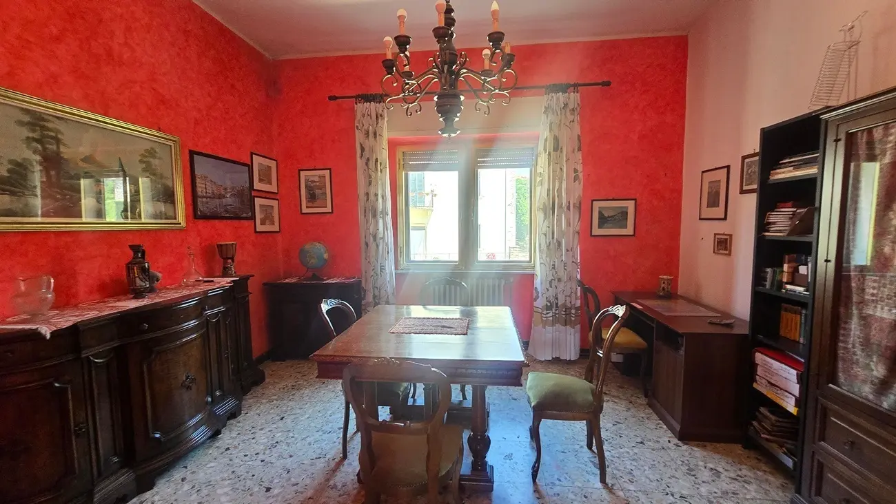 Immagine per Palazzo - Stabile in vendita a Guardea via Vittorio Emanuele 121