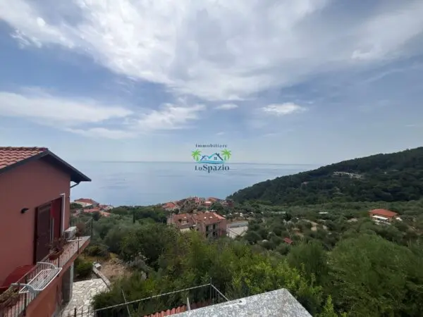 Trilocale strada Della Colla 56, Andora