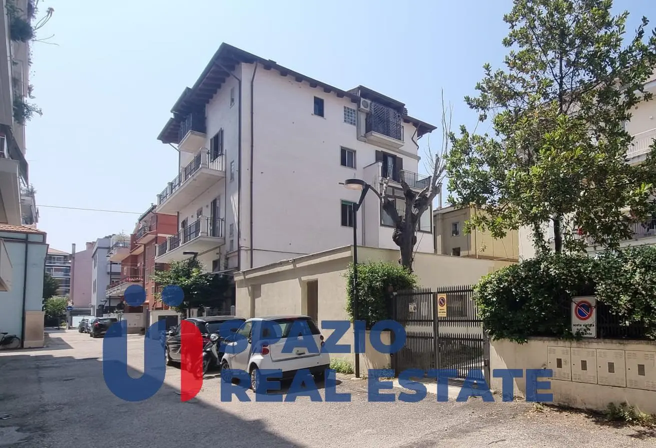 Immagine per Appartamento in vendita a Pescara via Isonzo 43