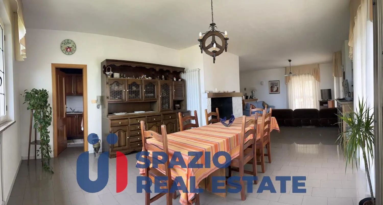 Immagine per Casa indipendente in vendita a Cappelle sul Tavo