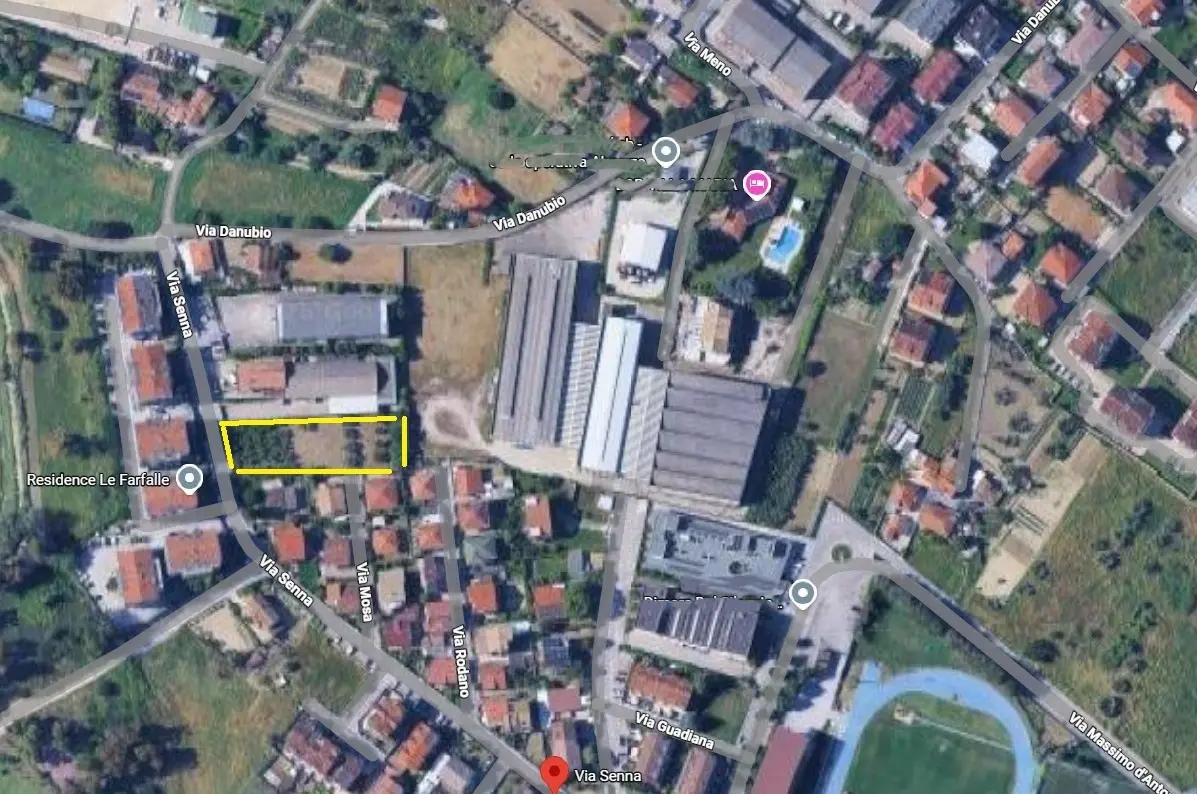 Immagine per Terreno commerciale in vendita a Montesilvano via Senna