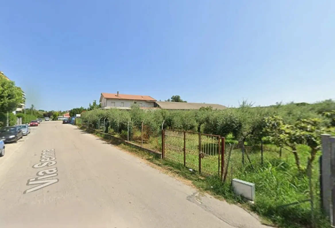 Immagine per Terreno commerciale in vendita a Montesilvano via Senna