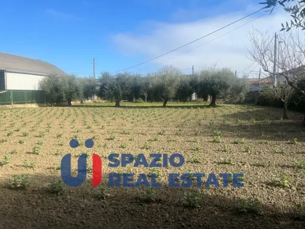 Terreno Commerciale via Senna, Montesilvano