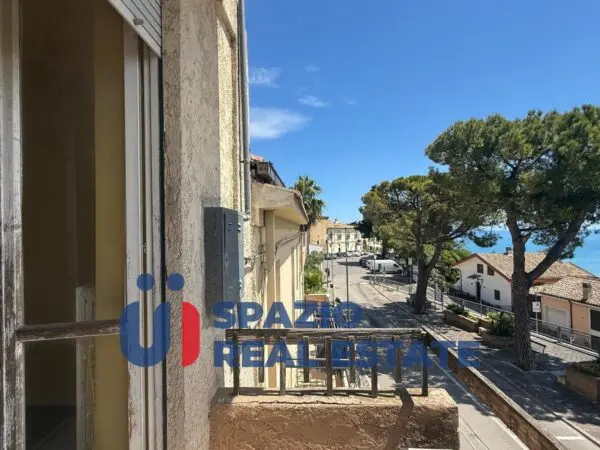 Appartamento 103, Silvi