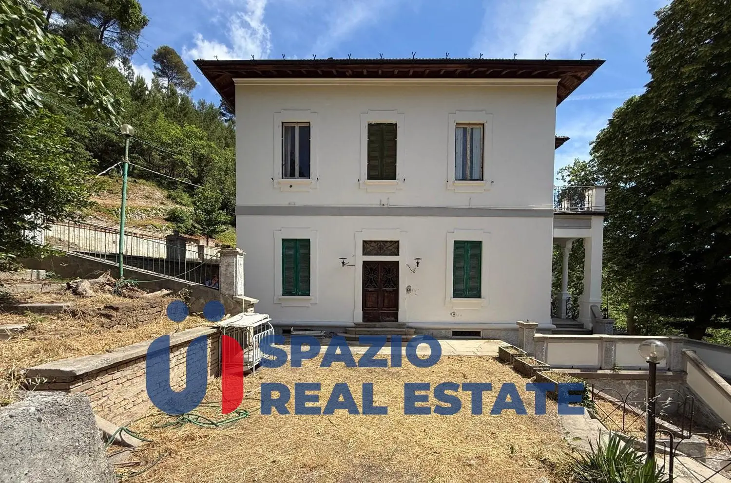 Immagine per Stabile - Palazzo in vendita a Bussi sul Tirino via Stazione 4