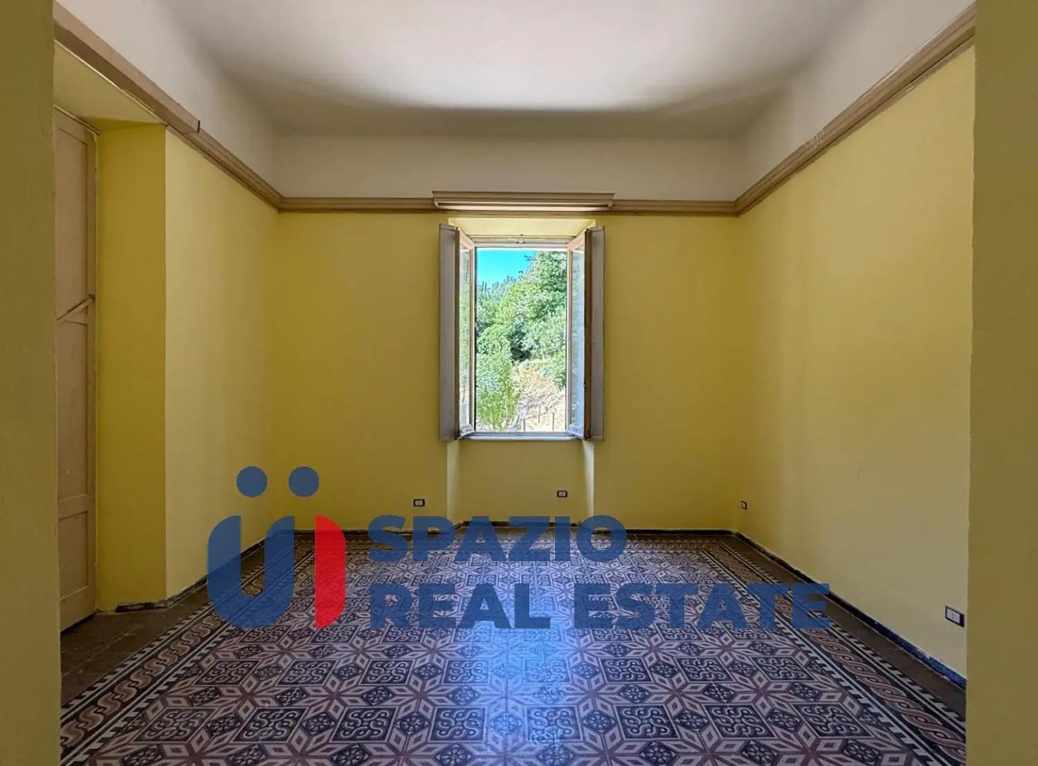Immagine per Stabile - Palazzo in vendita a Bussi sul Tirino via Stazione 4