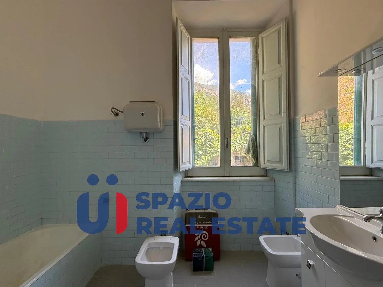 Immagine per Stabile - Palazzo in vendita a Bussi sul Tirino via Stazione 4