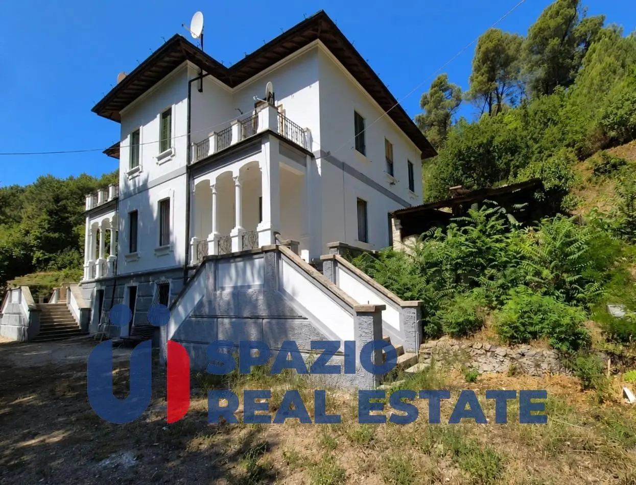 Immagine per Casa indipendente in vendita a Bussi sul Tirino via Stazione 4