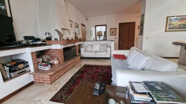 Villa Bifamiliare via Interna Sarzanello 252, Sarzana
