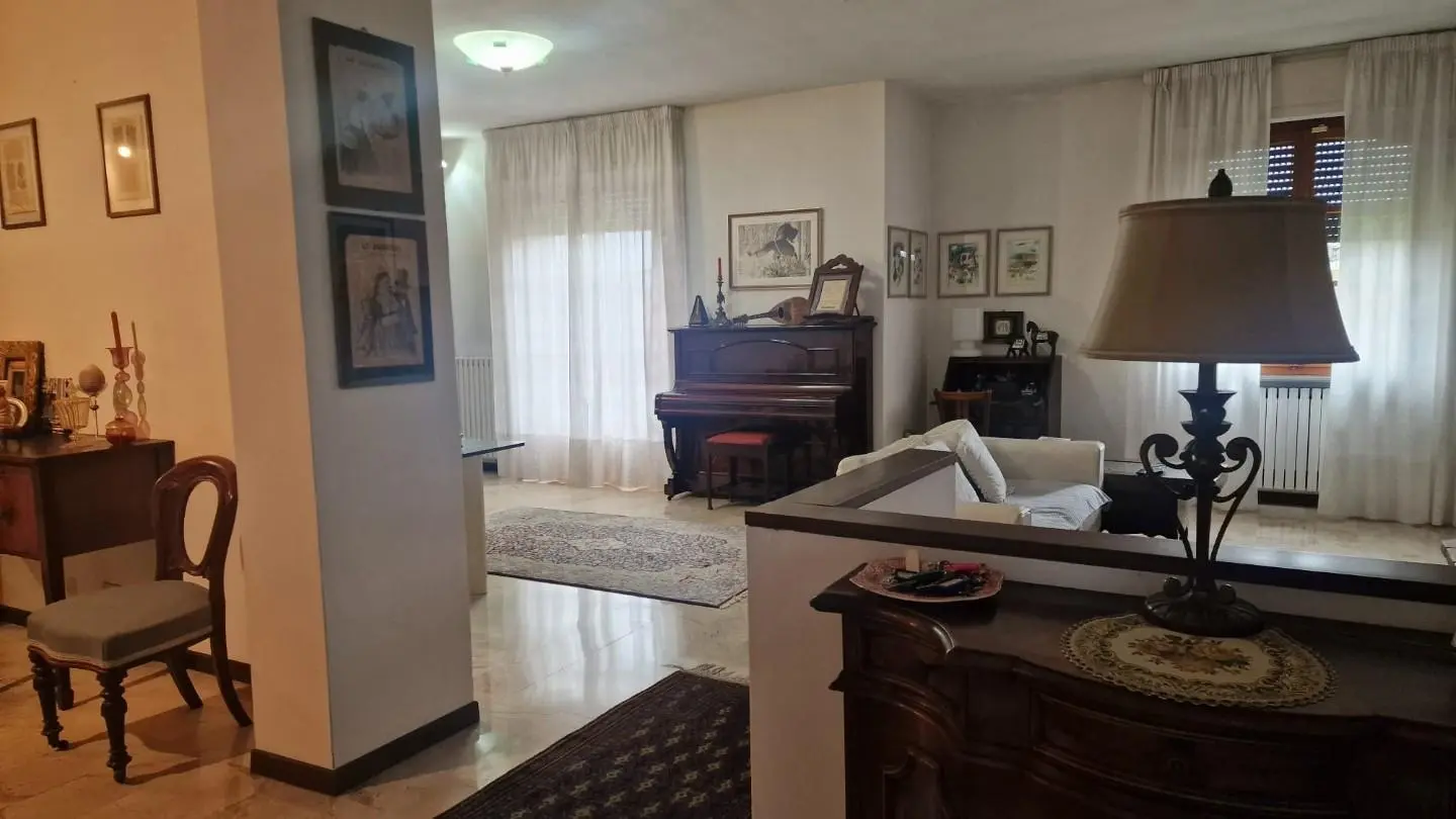 Immagine per Villa bifamiliare in vendita a Sarzana via Interna Sarzanello 252