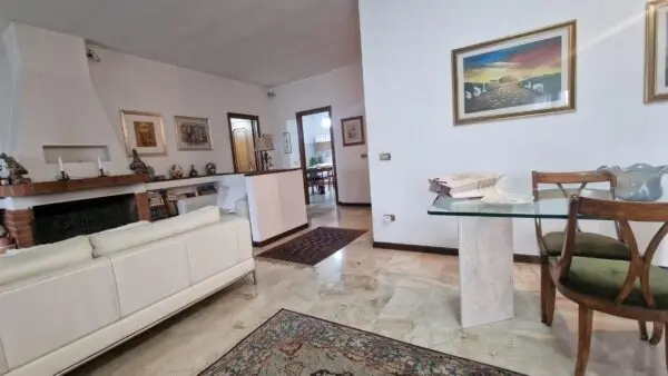 Villa Bifamiliare via Interna Sarzanello 252, Sarzana